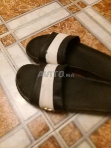صندل لاكوست أصلي مقاس 42 يلبس 43 نظيف 8/10 - 2