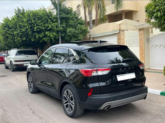 Ford kuga titanium Modèle 2021 tout option 