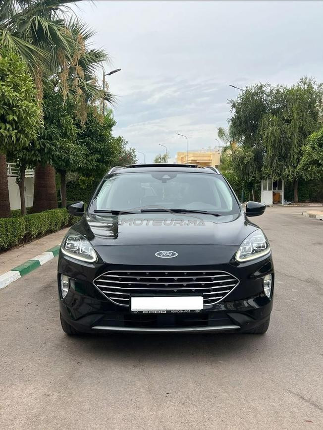 Ford kuga titanium Modèle 2021 tout option 