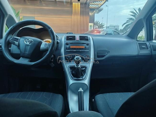 Toyota Auris 2011