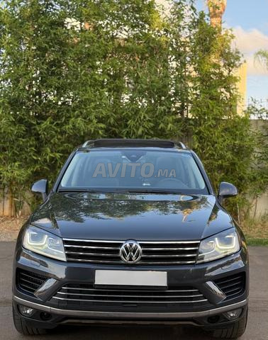 Volkswagen Touareg Diesel Automatique 2018 à Salé