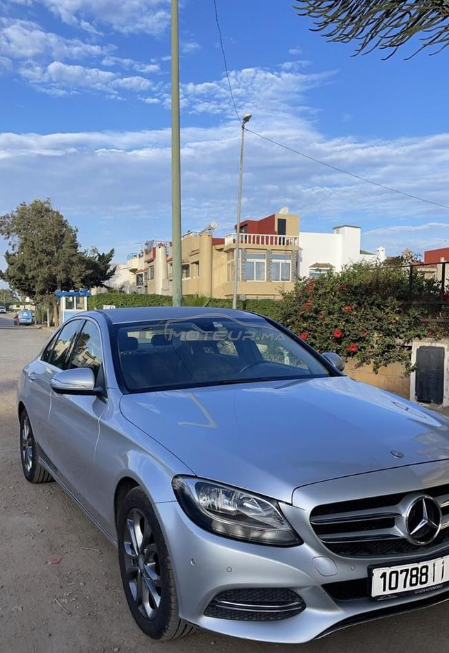 Mercedes-Benz 220 Diesel Automatique 2015 à Temara