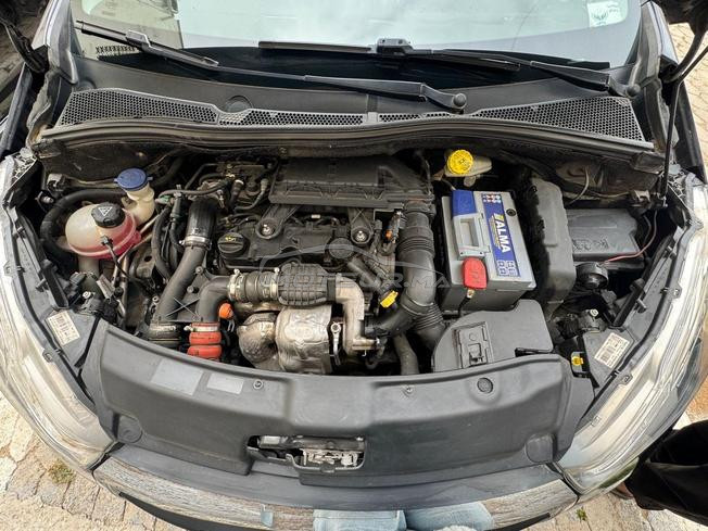 Peugeot 208 Diesel Manuelle 2019 à Fès