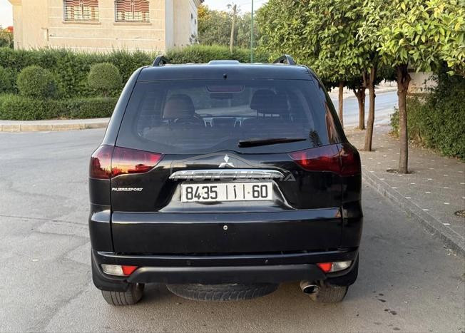 mitsubishi pajero sport