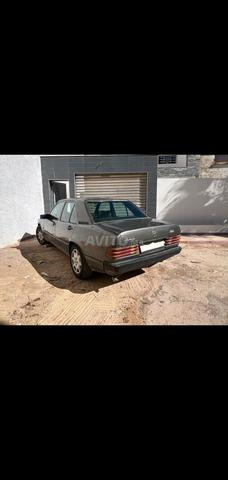 مرسيدس-بنز 190 ديزل يدوية 1986 في مكناس