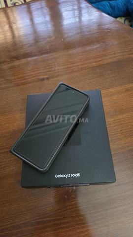 Samsung Z Fold 5 - 2