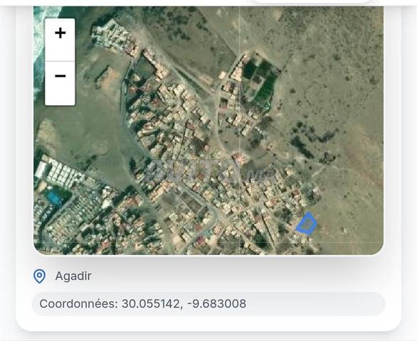 Terrain titré à Sidi Wassay 831m² - 2