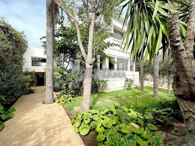 CMN-AN-1987 - Villa à louer à Anfa Supérieur