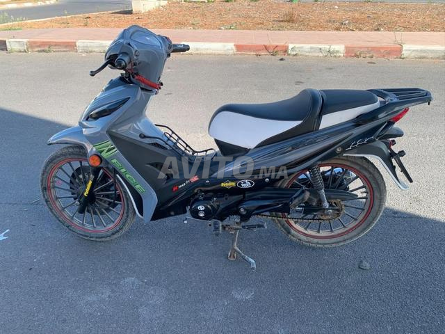 Moto - 2