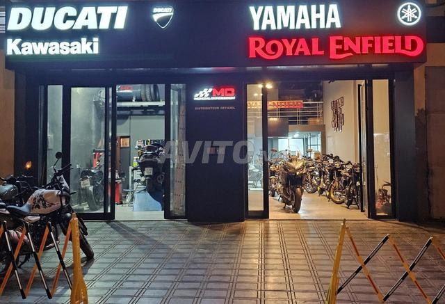 Royal Enfield Himalayan Kamet White