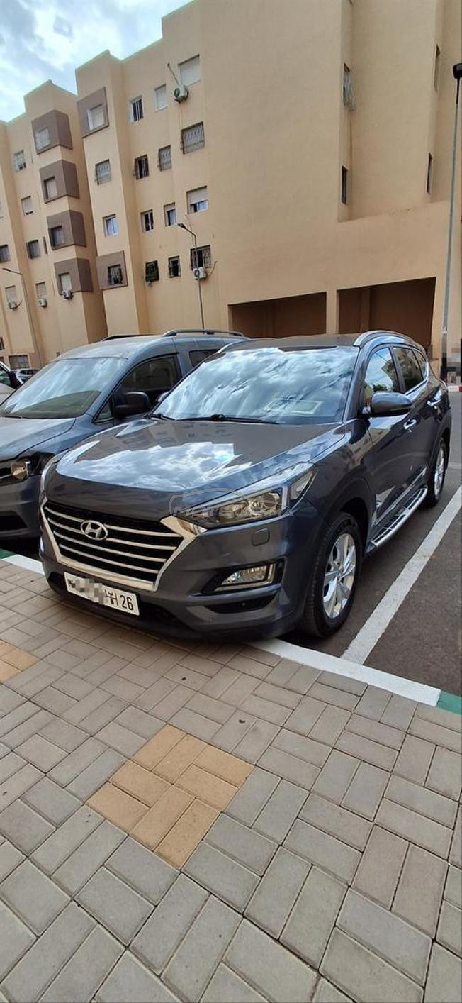 Tucson diesel automatique 1er main 2019