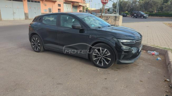 Renault Mégane V etech électrique 450km autonomie