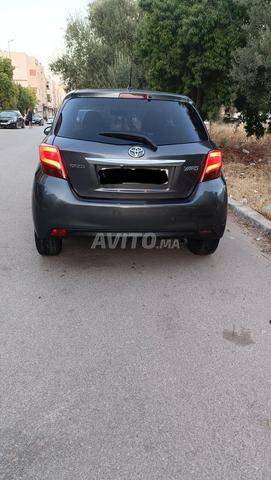 Toyota Yaris diesel toutes options propre - 2