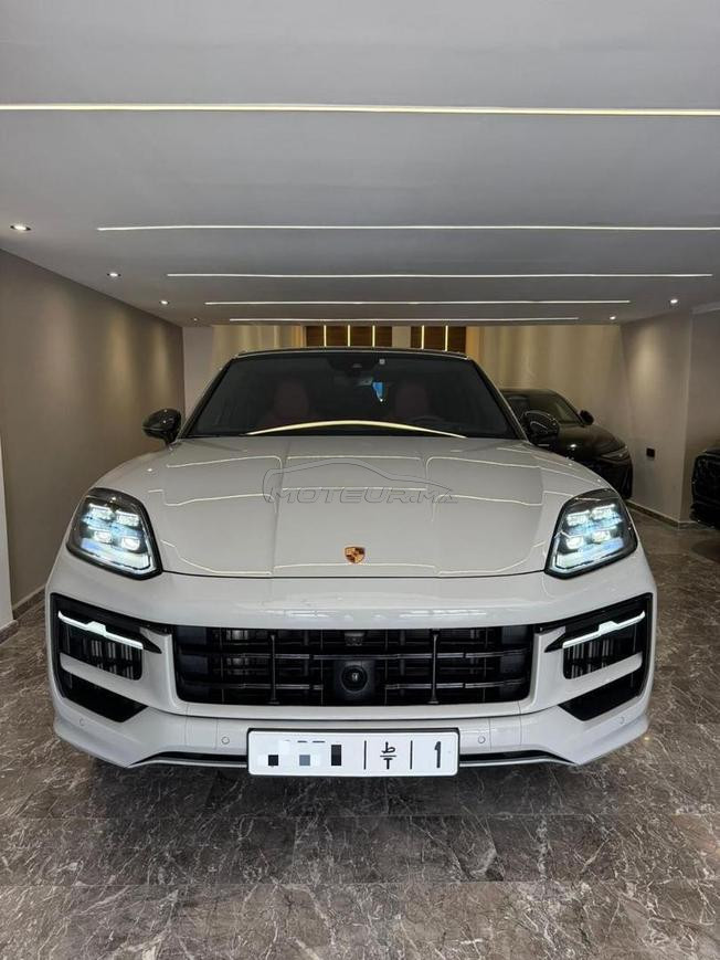 Porsche Cayenne E-Hybrid 2024