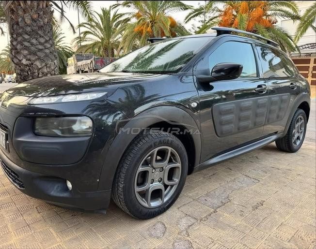 VOITURE