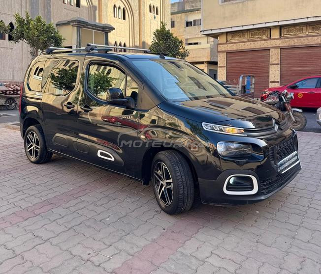 Berlingo 6 porte model 2021 km 70000 particulier 
