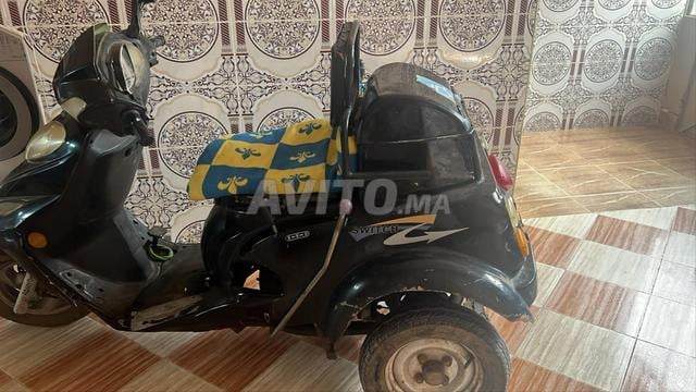 Moto 3 roues RYMCO - 2
