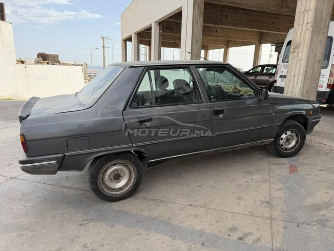 Renault R9 Essence Manuelle 1983 à Agadir