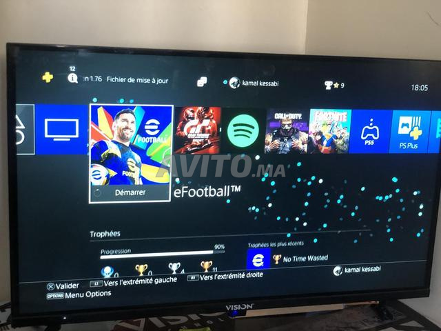 PS4 برو مع 2 يد تحكم أصلية - 2