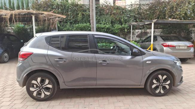 vente Dacia sandero presque neuf 