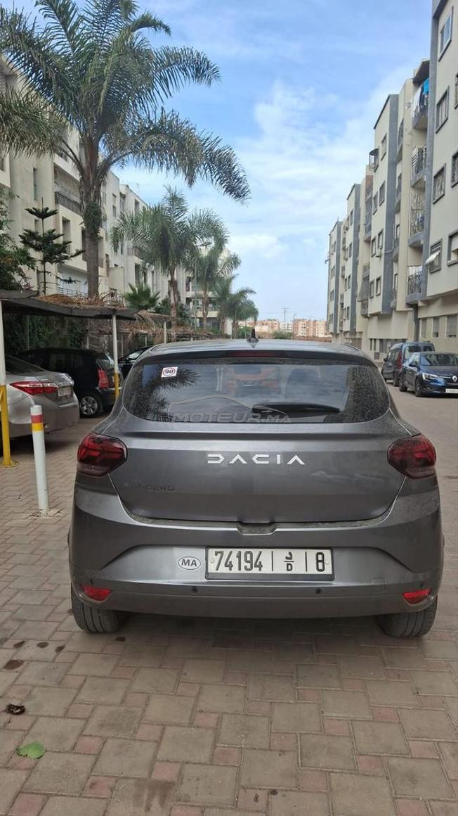 vente Dacia sandero presque neuf 