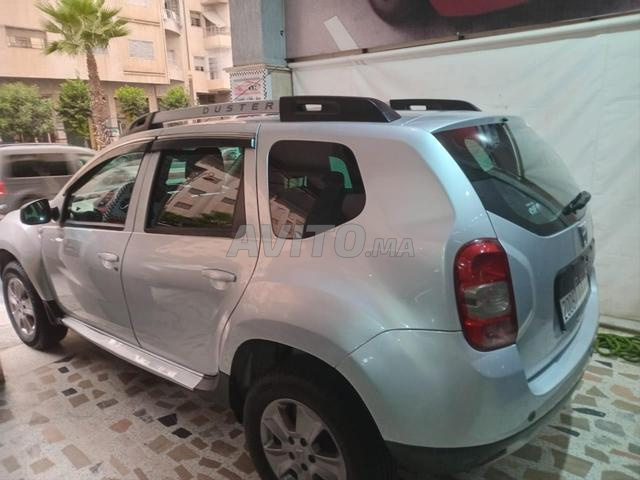 Voiture encore propre - 2