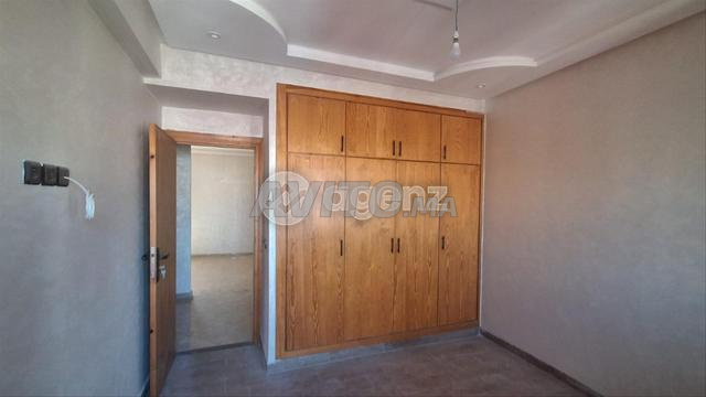 JAD-JA-1035 - Appartement à vendre à Centre Ville - 2