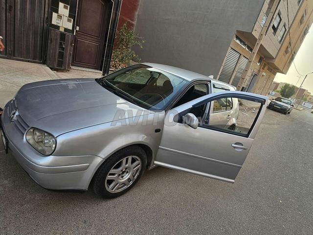 Golf 4 essence modèle 99 moteur 1.6 - 2