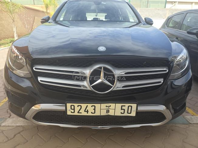 une belle mercedes glc