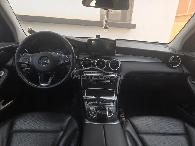une belle mercedes glc