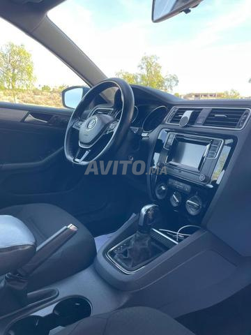 voiture très propre - 2