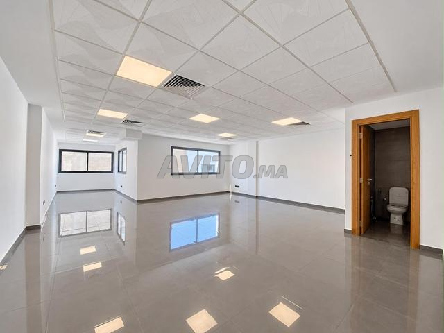 PLATEAU DE BUREAU 70M QUARTIER FRANCEVILLE
