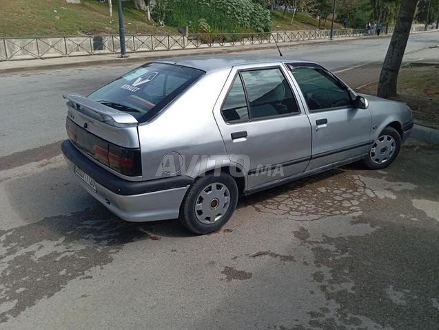 Voiture économique à vendre