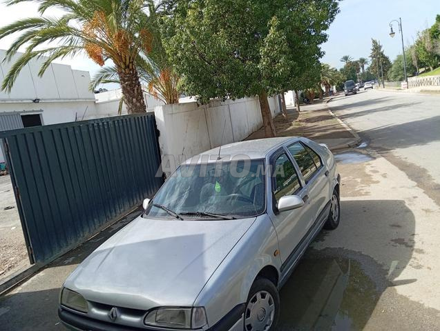 Voiture économique à vendre - 2