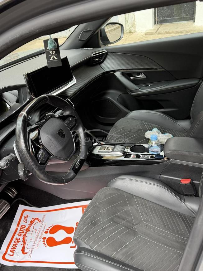 Peugeot 2008 Diesel Automatique 2024 à Meknès
