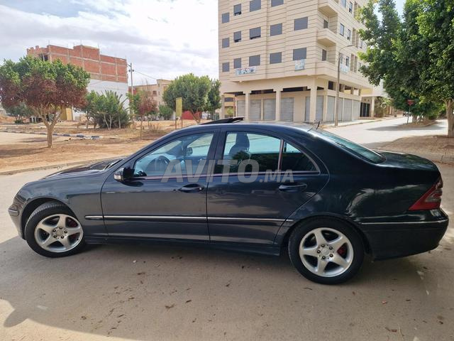 Mercedes 220 CDI Kawkawa Automatique - 2