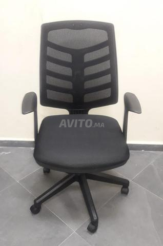 Fauteuils modernes et confortables - 2