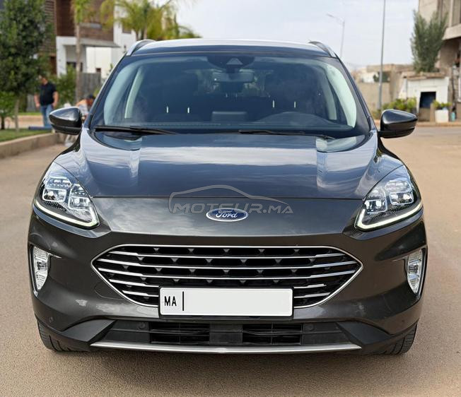 ford kuga titanuim automatique neuf