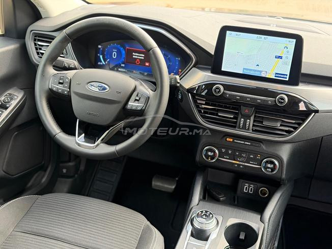 ford kuga titanuim automatique neuf