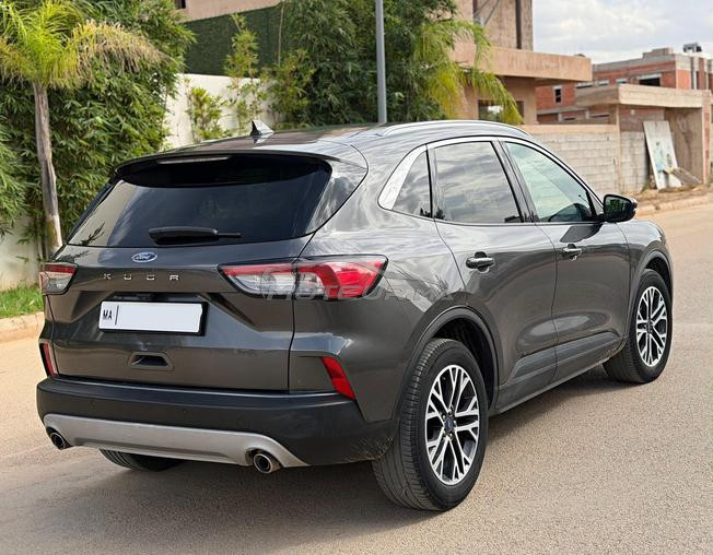ford kuga titanuim automatique neuf