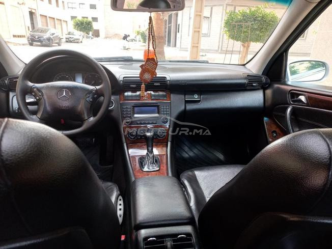 Mercedes-Benz 220 Diesel Automatique 2005 à Nador