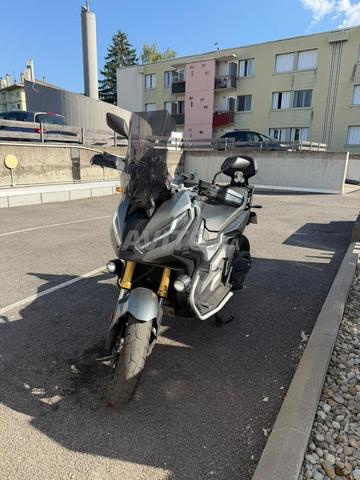 هوندا X-ADV 2023 - 2