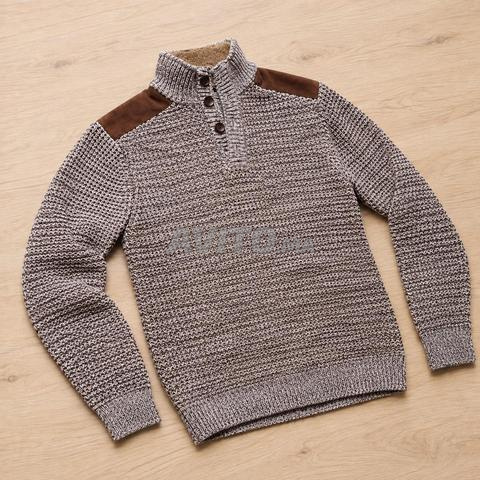 Tricot d'occasion authentique à vendre en excellent état - 2