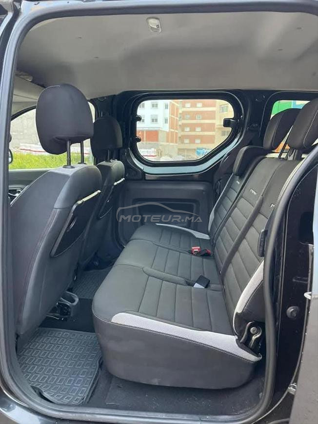 Dacia Dokker de 2021 Premiere main