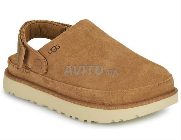 أحذية Ugg أصلية بحالة شبه جديدة مقاس 38