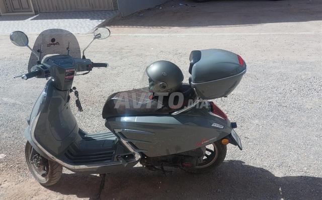Scooter à vendre - 2