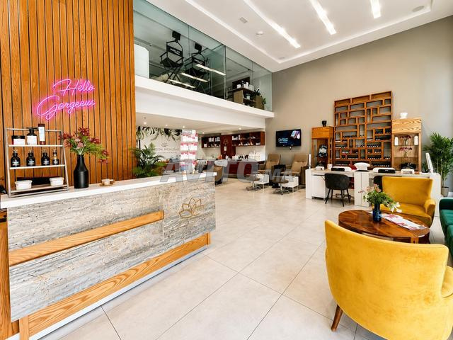 LOCAL POUR SPA ET BIEN ÊTRE AMÉNAGÉ 380M QUARTIER 2 MARS - 2