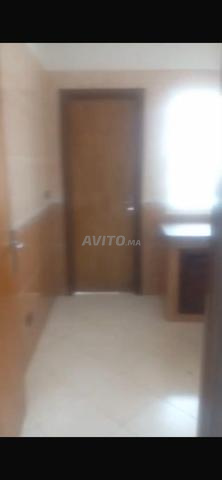 Appartement bureau à louer (non meublé) - 2