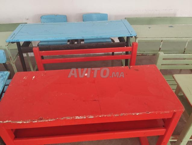 Tables et tableau scolaire - 2