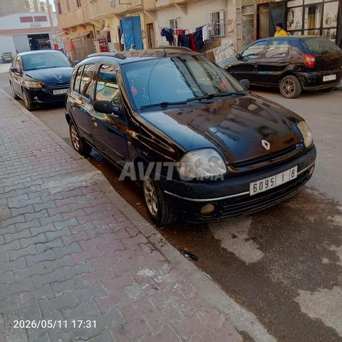 Renault Clio Essence, bon pack - 2
